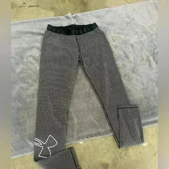 Under Armour Workout Leggings - Picture 1 of 4